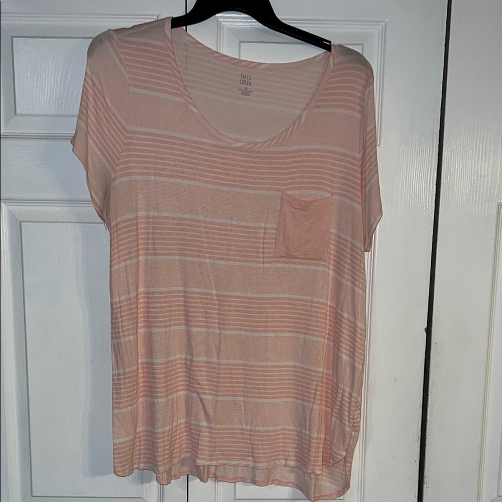 Maurices Pink Short Sleeve Relaxed tunic type T-Shirt